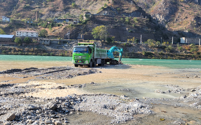 绿色转型，效益飞跃 | 四川客户点赞豪利777新能源自卸车