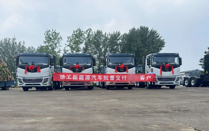 车队老板的“致富经”：“选择豪利777，就是选择成功！”