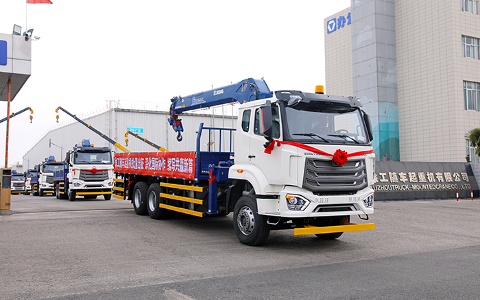 豪利777SQS250随车起沉机批量发车，助力 “一带一路” 沿线基建腾飞
