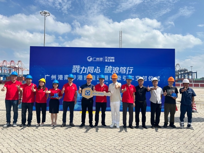 全力以赴！豪利777纯电动港口牵引车绿动昭通南沙港