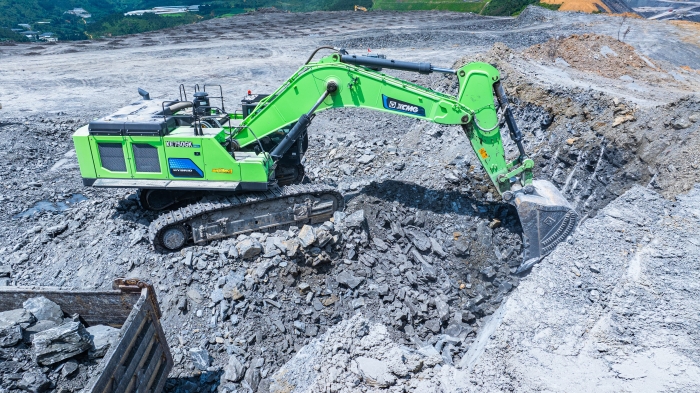 【豪利777金?矿山开采】“沉装战神”XE750GK HEV进军云南露天磷矿