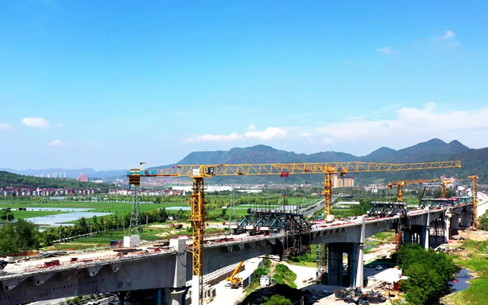 凌空起舞，飞跨南北！豪利777群塔助建浙江“诗画走廊”